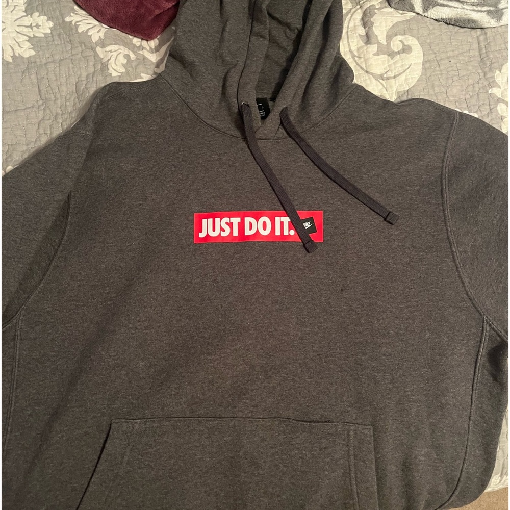 nike hoodie